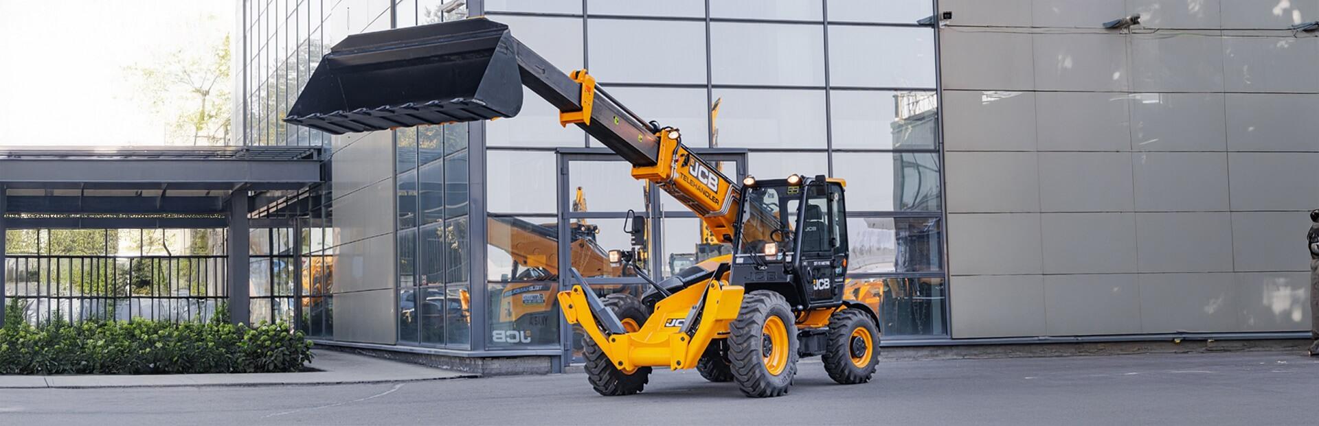 Телескопические погрузчики JCB